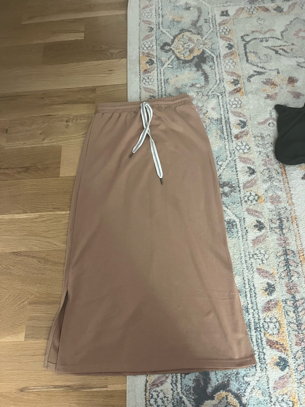 Women's Casual Drawstring Skirt in tan/pink